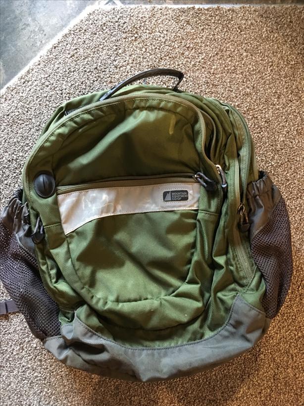 Flat Backpack Handle