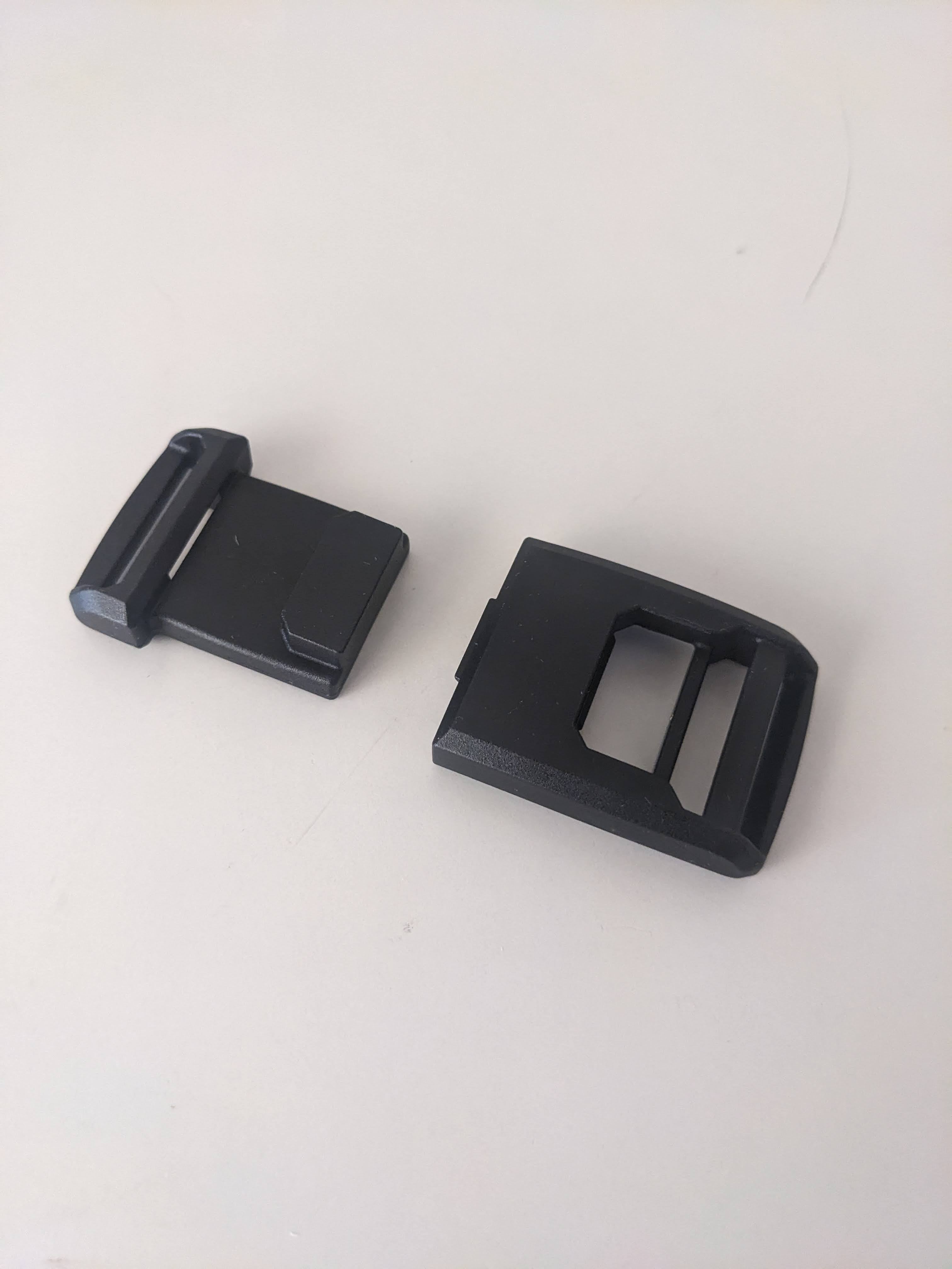 Magnetic "Magic" Buckle - Recycled