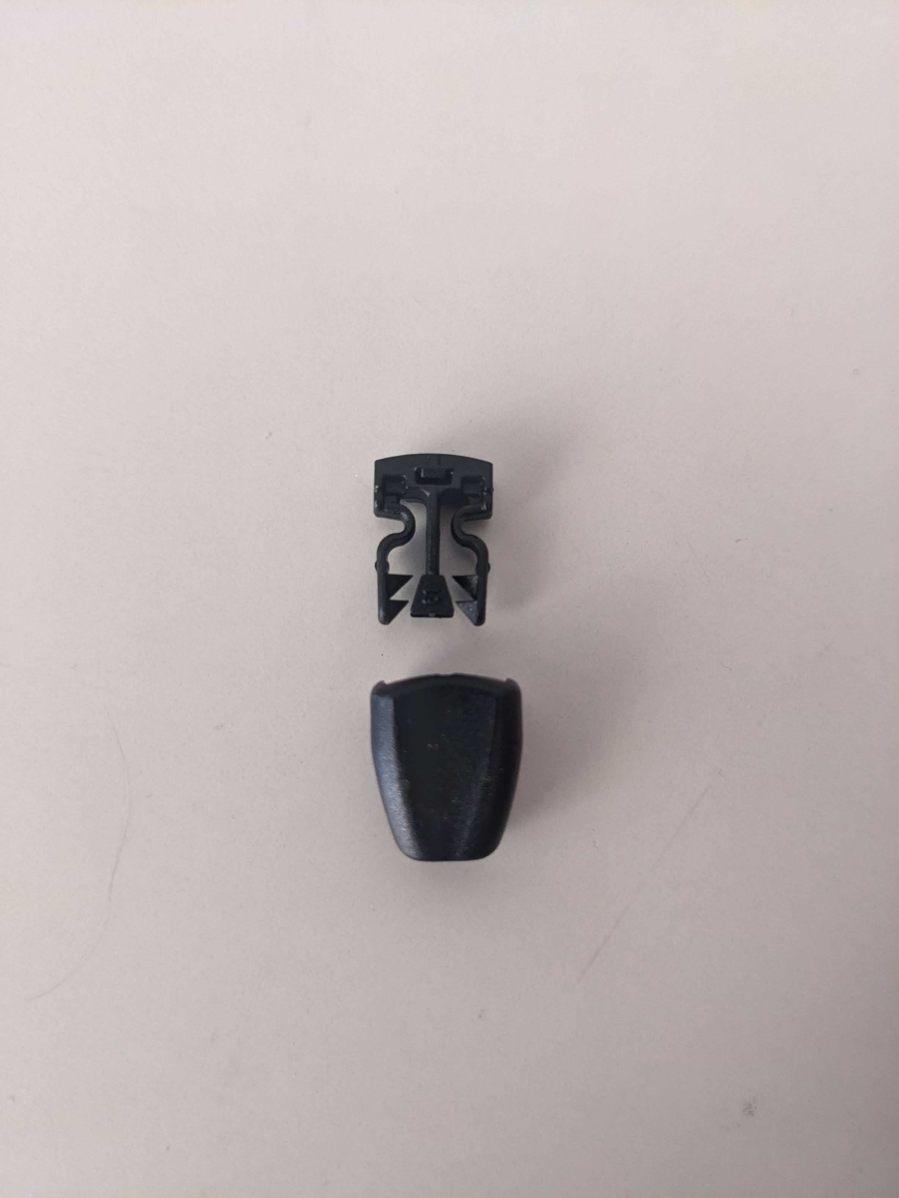 Zip Puller Clip - Recycled