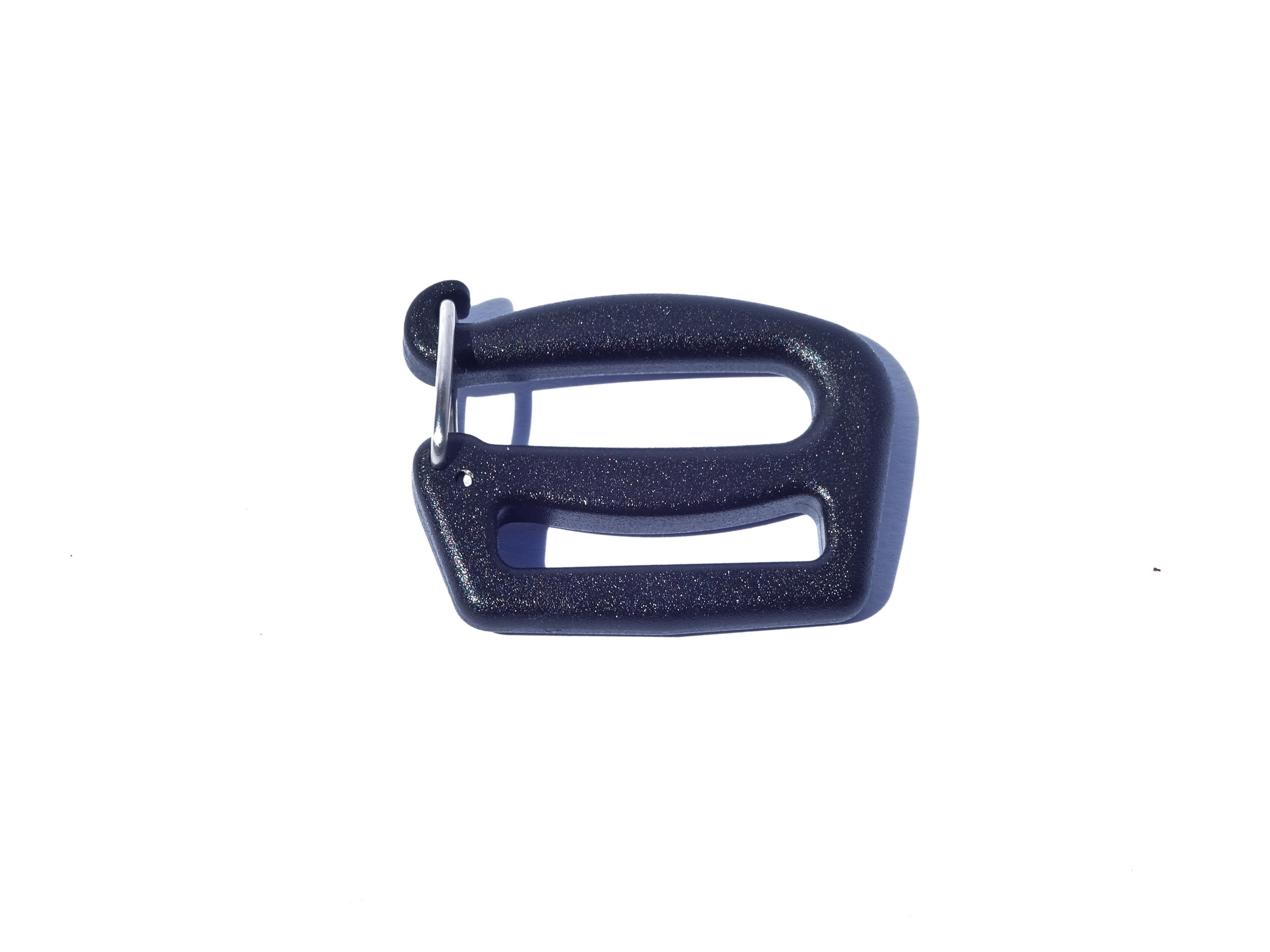 Fashionable recycled plastic buckle from Leading Suppliers 