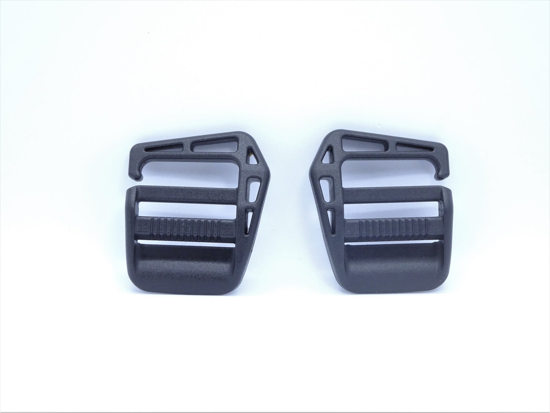 Plastic G-Hook Buckle | Mozet Supplies | Woojin Plastics