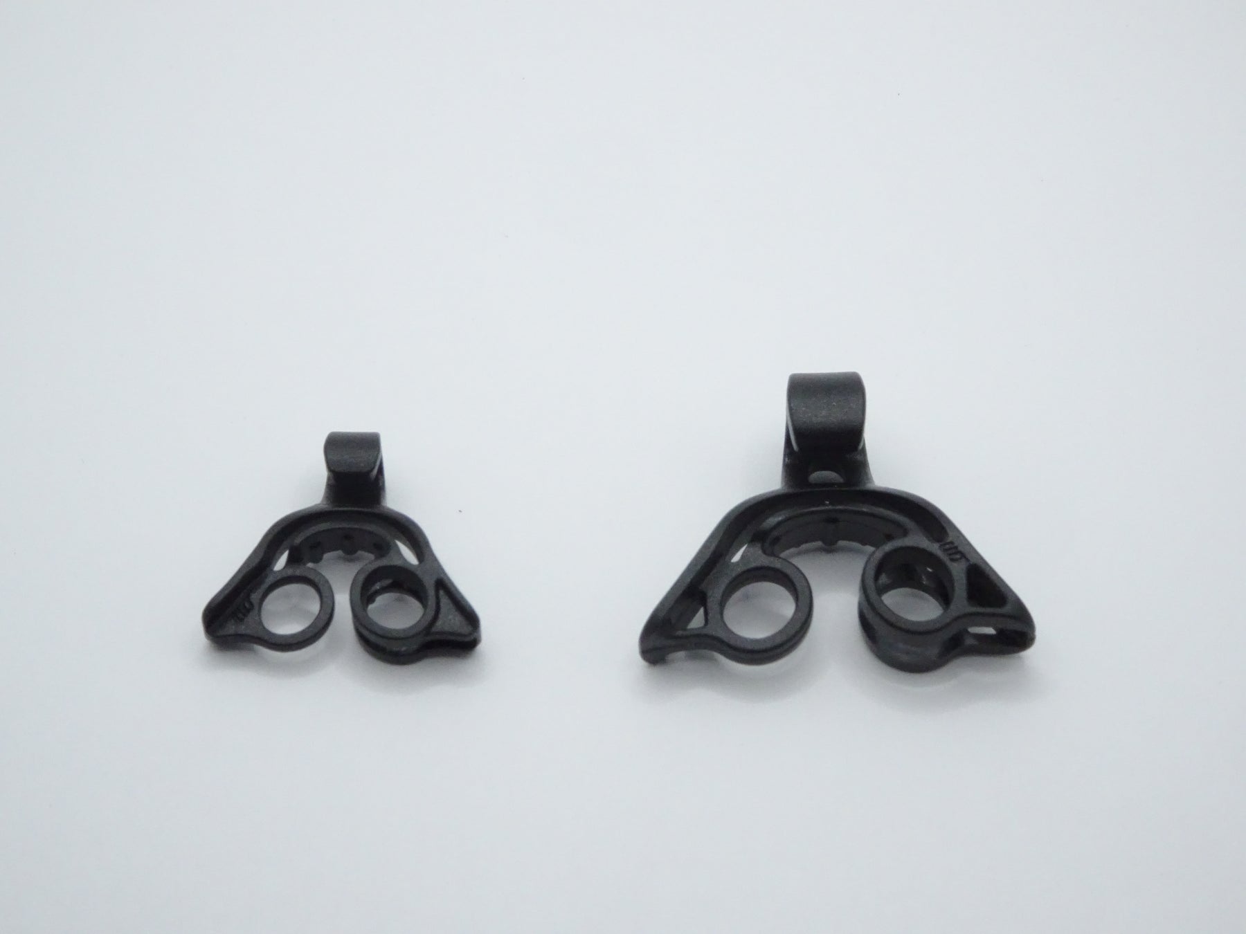 Squeeze Hook - 2 Sizes